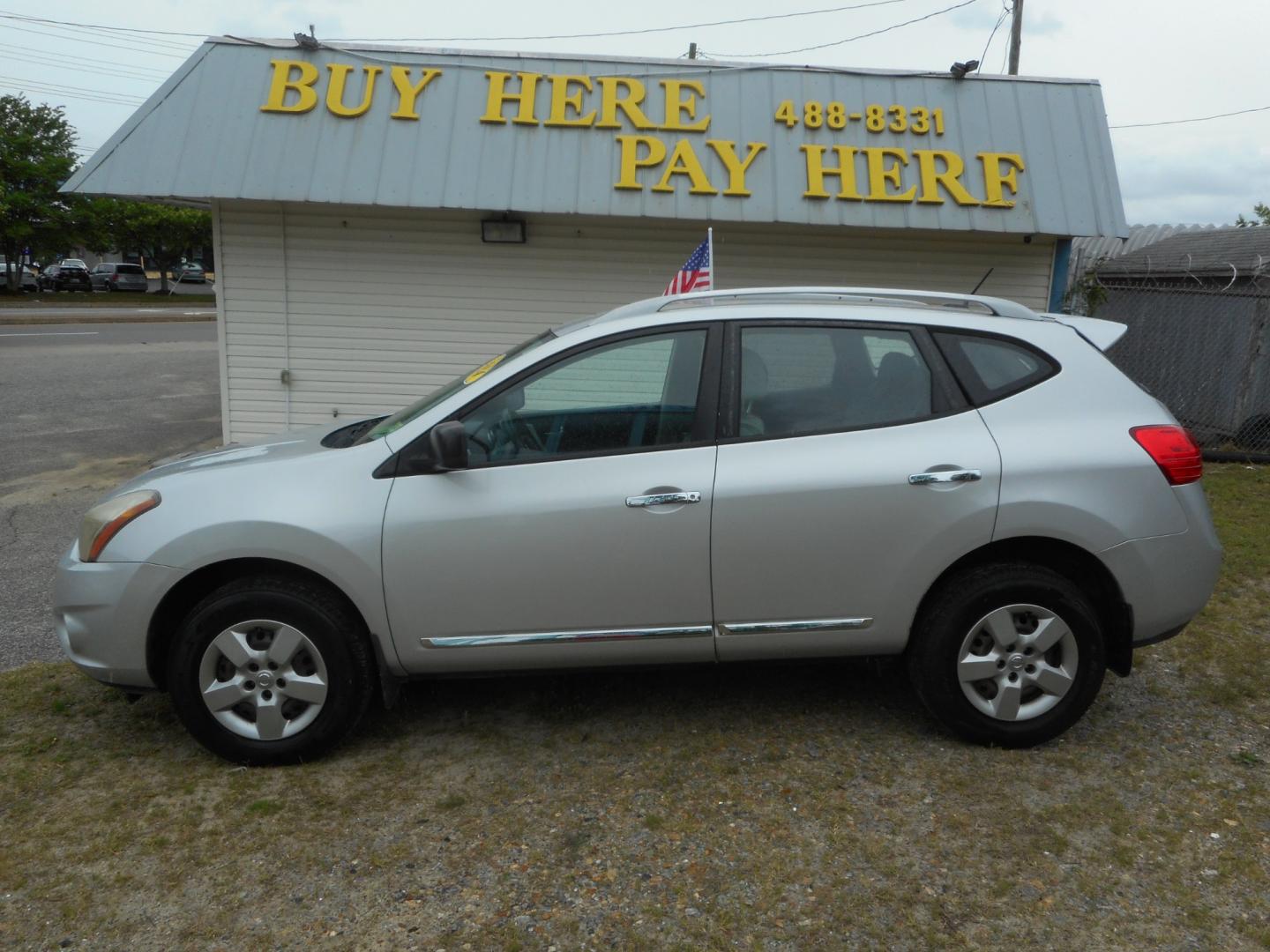 2014 Gray Nissan Rogue (JN8AS5MV4EW) , located at 2553 Airline Blvd, Portsmouth, VA, 23701, (757) 488-8331, 36.813889, -76.357597 - ***VEHICLE TERMS*** Down Payment: $999 Weekly Payment: $100 APR: 23.9% Repayment Terms: 42 Months *** CALL ELIZABETH SMITH - DIRECTOR OF MARKETING @ 757-488-8331 TO SCHEDULE YOUR APPOINTMENT TODAY AND GET PRE-APPROVED RIGHT OVER THE PHONE*** - Photo#0